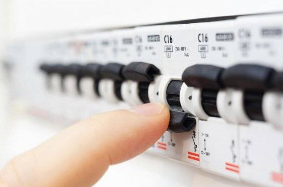 electricite-josso-entreprise-delectricite-generale-le-cours-renovation-complete-du-systeme-electrique-dune-maison-1